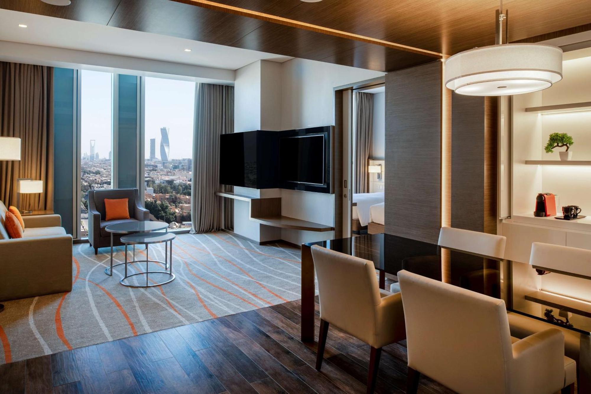 Doubletree Suites By Hilton - Riyadh Financial District Экстерьер фото