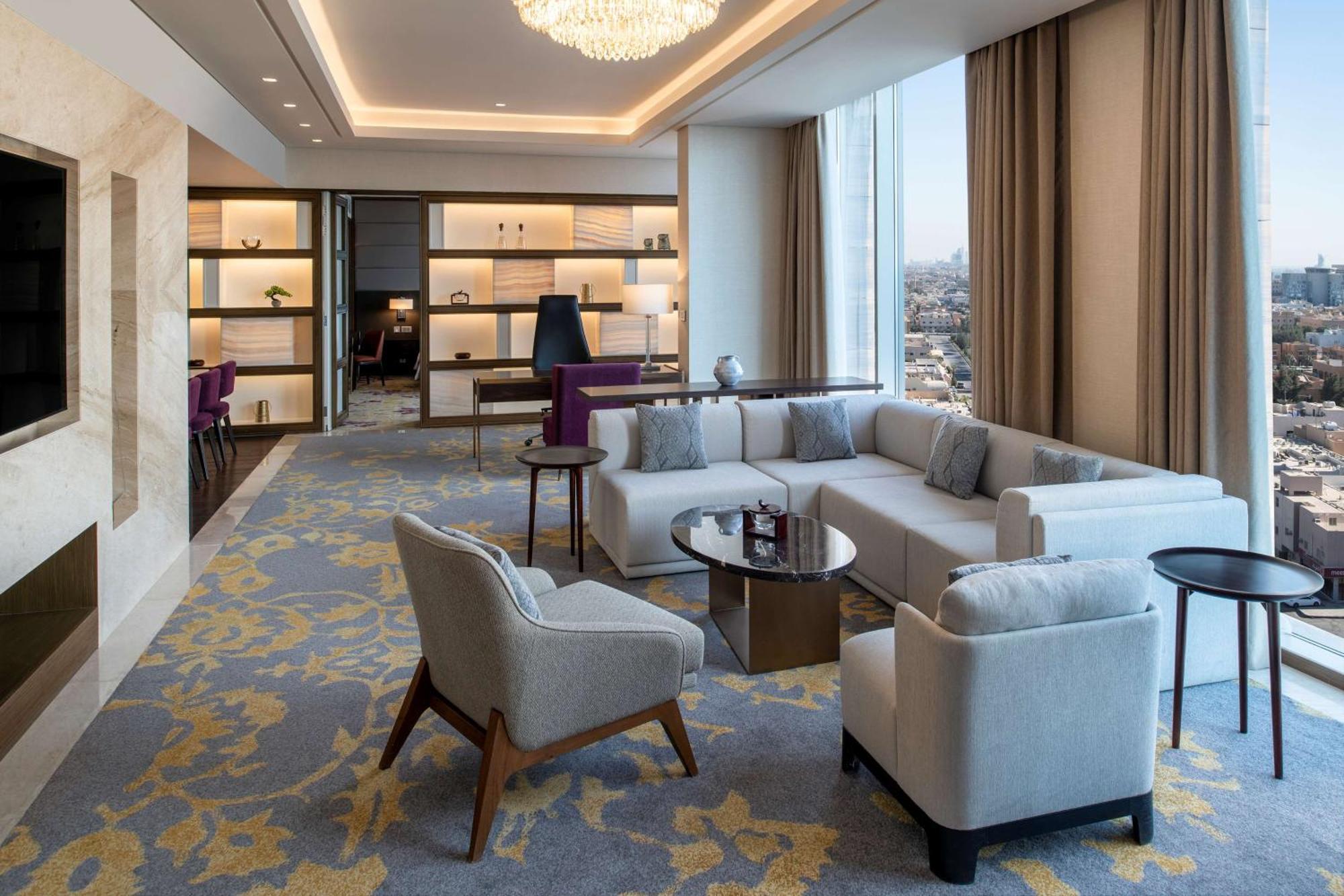 Doubletree Suites By Hilton - Riyadh Financial District Экстерьер фото